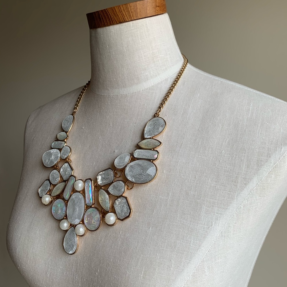 Statement necklace - Picture 3 of 5